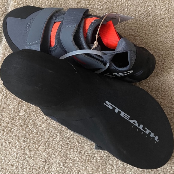 Adidas Five Ten Kirigami Climbing Shoes - Men’s 7 Brand New with tags! ?‍♂️ main image 4